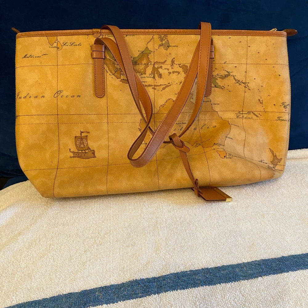 1’Classe Tote